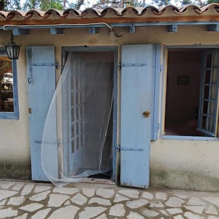 Vila Cabanon St Joseph, 2 Personnes Boulbon Exteriér fotografie